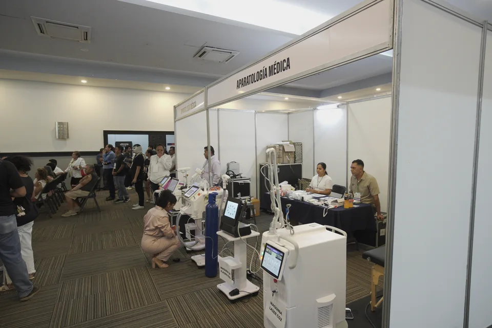 Momento de la Expo Salud y Bienestar de Guerrero 2025